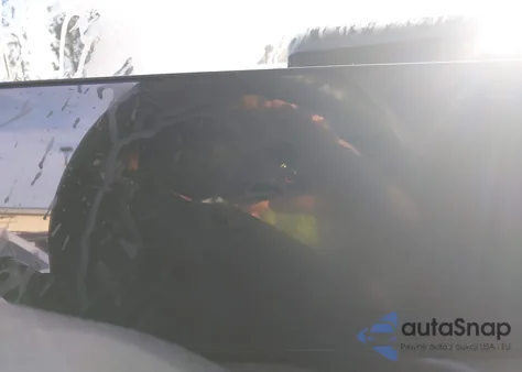 2026 Kia Ev9 Light Long Range z USA, uszkodzony, nr VIN 5XYAB5S16TG004103